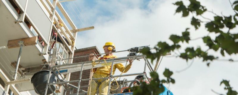 Herstel uitkragende balkons galerij